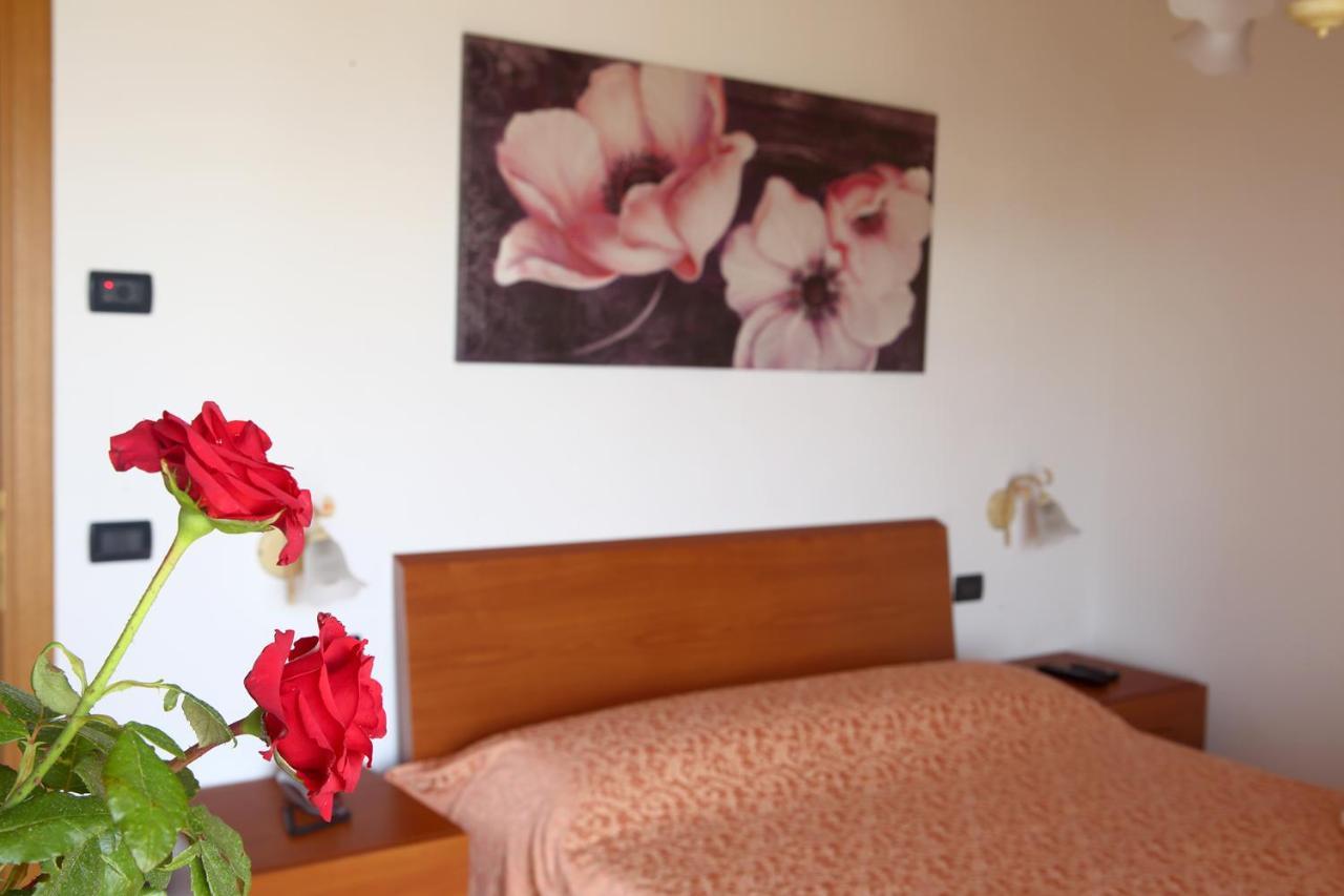 Agriturismo Moro Barel Vittorio Veneto Eksteriør bilde